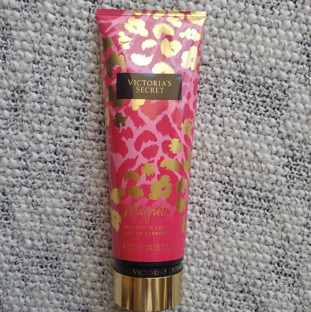 Victoria's Secret 8oz. Magnetic Lotion